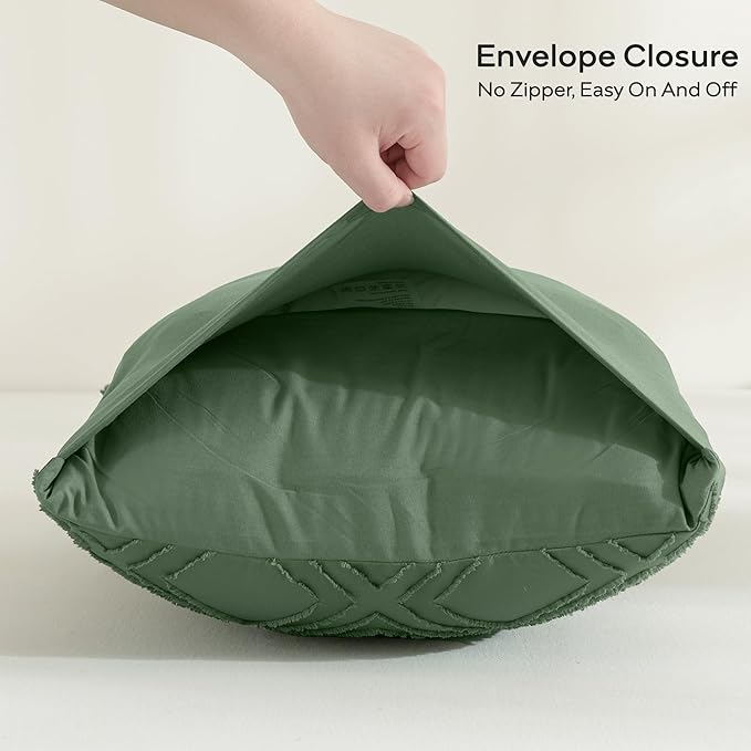 Pillowcases Standard Size Green 2-Pack Bohemian Plaid Bed Pillowcases 20x26 Inch Polyester Envelope Pillowcase Tufted Bohemian Texture (Pillows Not Included)