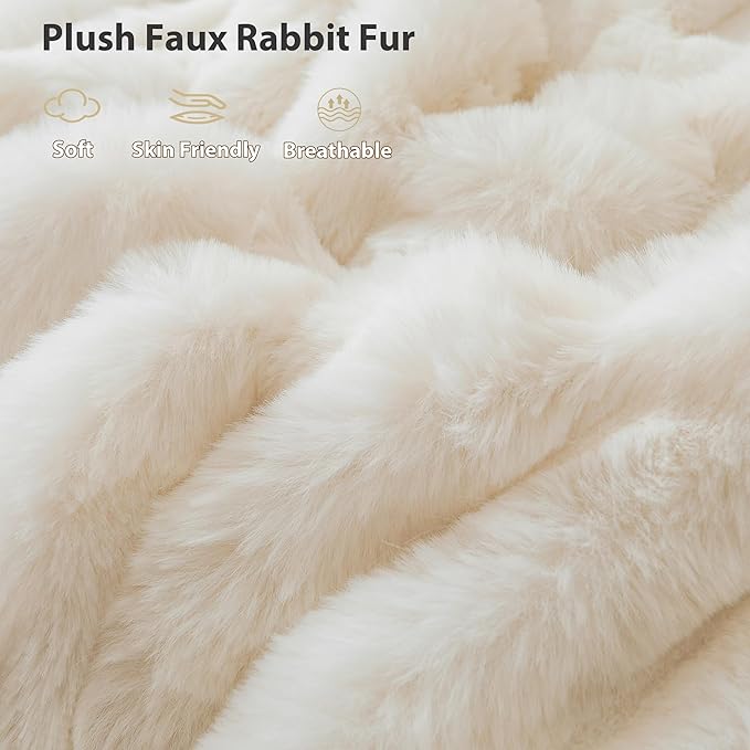2-Pack Fluffy Faux Rabbit Fur Pillowcases, Luxurious Soft Plush Fluffy Bubble Pillowcases, Standard Size, Zipper Closure, Furry Ivory Long Pillowcases, Suitable for Bedroom and Living Room, 20x26, Beige