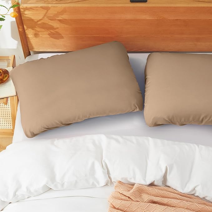 2-Pack Microfiber Pillowcases, Taupe Travel Elastic Bed Pillowcases, 1800 Thread Count Soft Pillowcases for Standard and Queen Pillows, 20 x 26 Inches