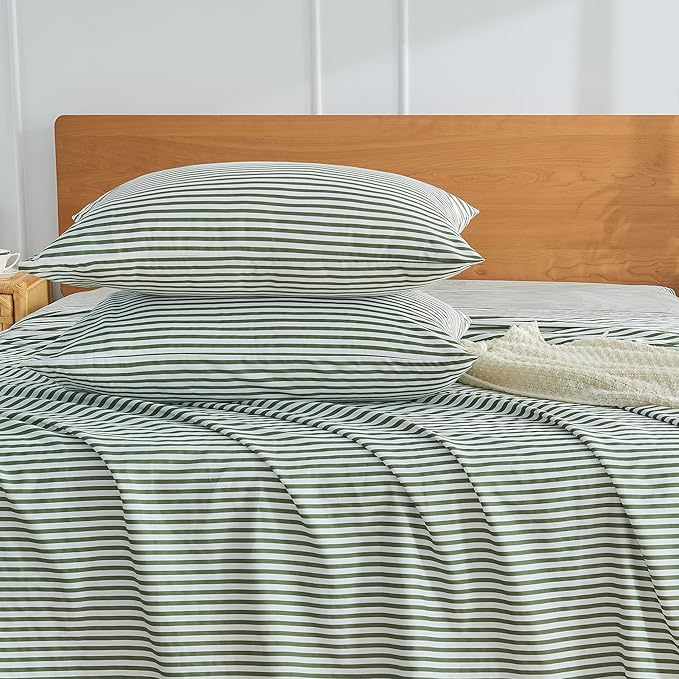100% Natural Cotton Striped Standard Pillowcase Set, 2-Pack White and Green Striped Graphic Print Pillowcases with Envelope Closure (Pillows Not Included)