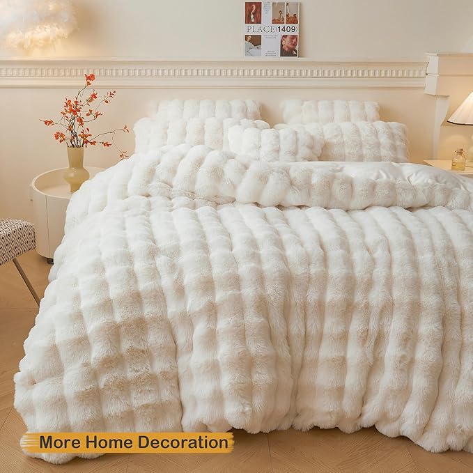 2-Pack Fluffy Faux Rabbit Fur Pillowcases, Luxurious Soft Plush Fluffy Bubble Pillowcases, Standard Size, Zipper Closure, Furry Ivory Long Pillowcases, Suitable for Bedroom and Living Room, 20x26, Beige
